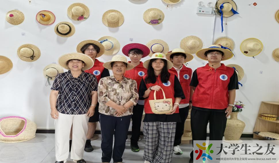 汗水润染乡土，草编焕发新生